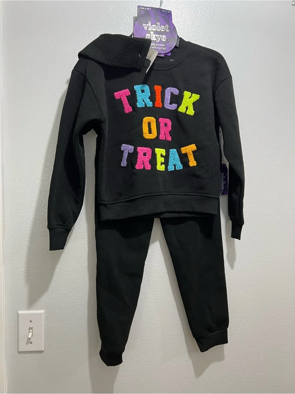 Girls' Black 'Trick or Treat' 3-Piece Sweatshirt & Jogger Set